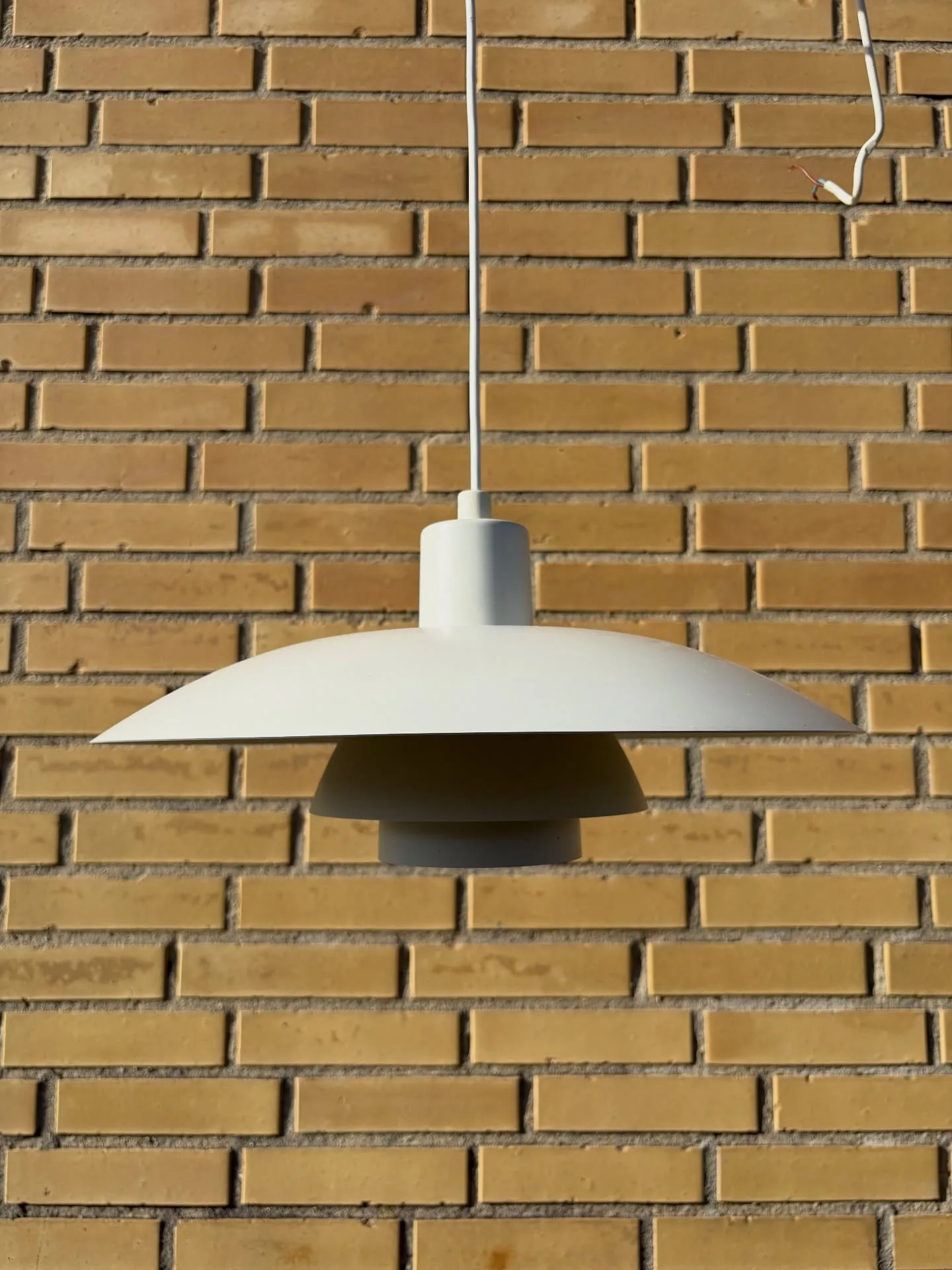 PH 4/3 pendel

Ældre, fin stand

kr. 1.200,-

#ph43 #phlamp #loftspendel #madeindenmark #…